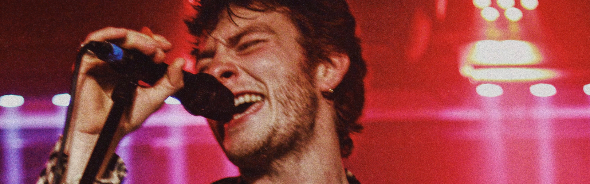 Black Gloss Wardrobe